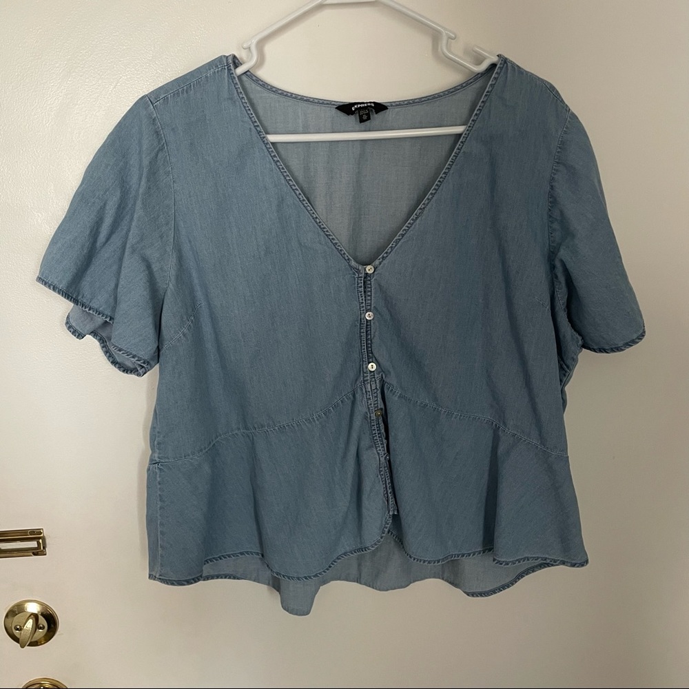 Express slight crop blue top